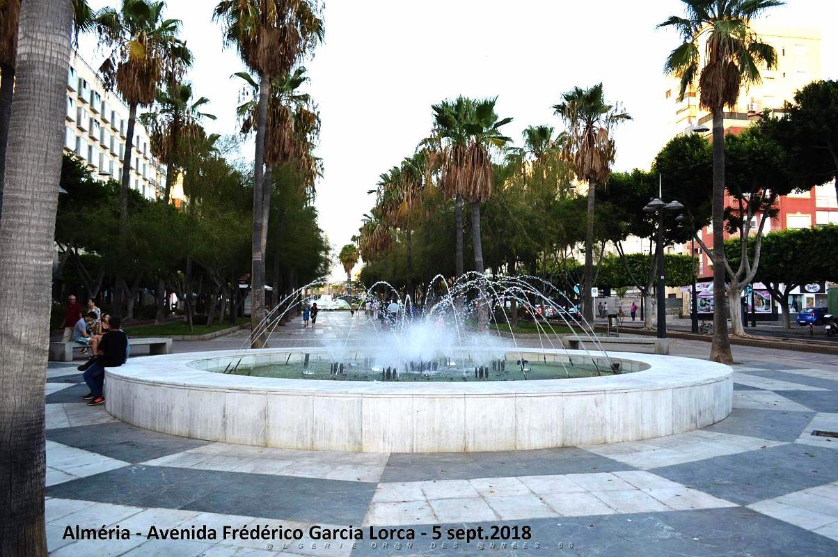 13 ALMERIA - RAMBLA FREDERICO GARCIA LORCA (57).JPG